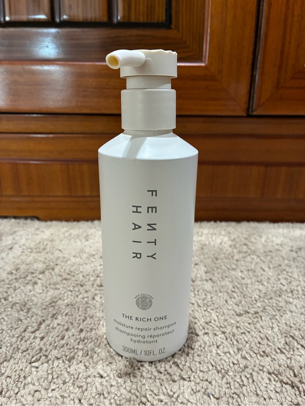 Fenty Hair The Rich One Moisture Repair Shampoo Hydrate Replenish 300 mL New